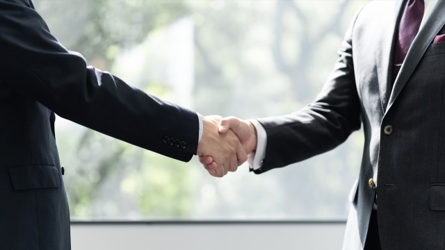 会社と「対等な関係性」を築こう！